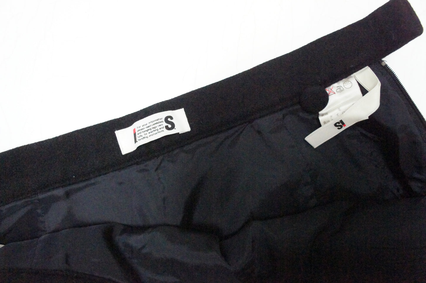 80's Issey Sport Black Wool Floral Embroidered Skirt